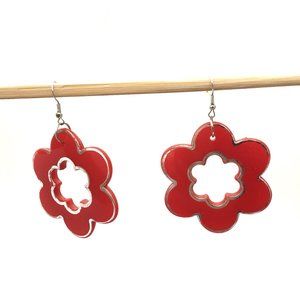 Vintage 70's Red Flower Earrings